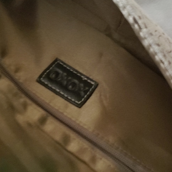 SALE‼️ XOXO clutch - Picture 5 of 6